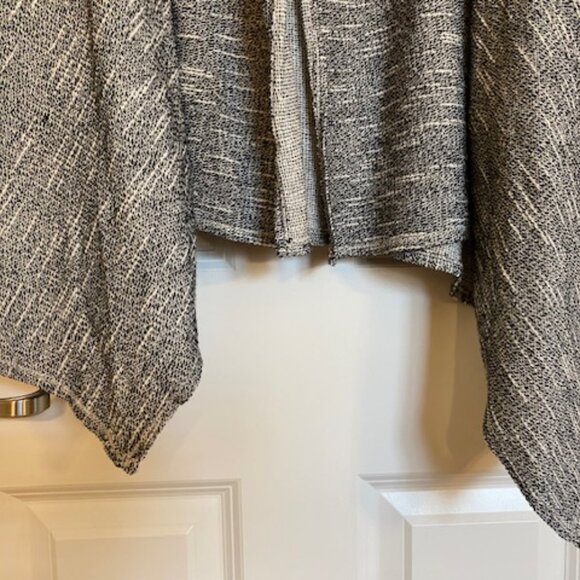 Max Studio Weekend 100% Cotton Hooded Open Cardigan Asymmetrical Black White S - Picture 4 of 16